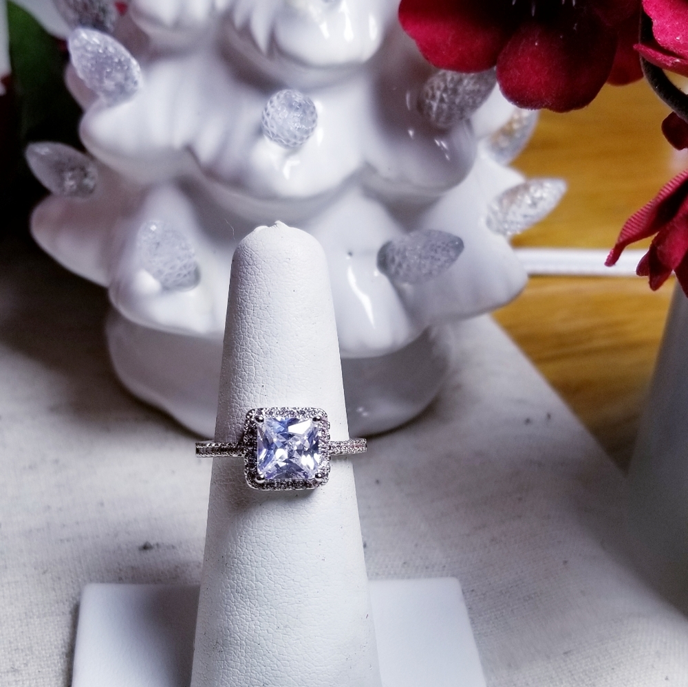Princess Cut crystal ring - Picture 2 of 3